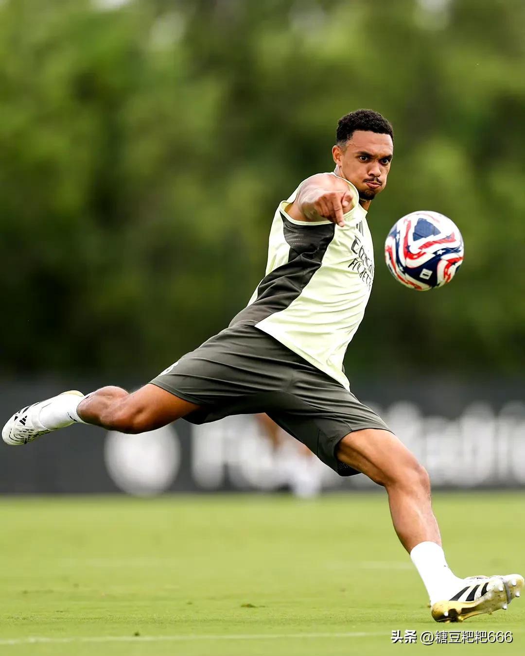 九游网页版直接进入转折点！马德里竞技队长鼓劲；欧联赛前攻防权衡；目标明确；细节决定成败的简单介绍