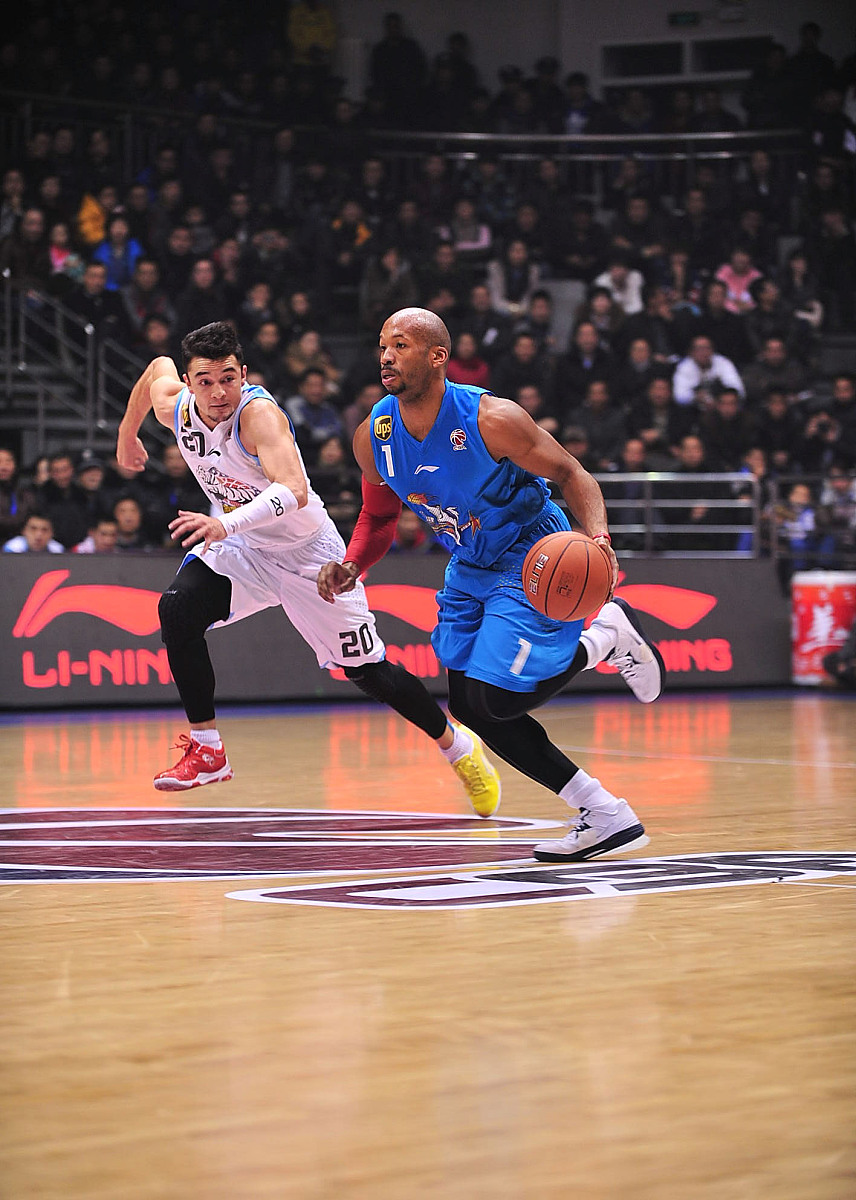 九游体育关于这也行？赛前印第安纳步行者备战欧篮联纽约尼克斯迎葡超关键赛，浙江队豪取连胜备战西甲的信息